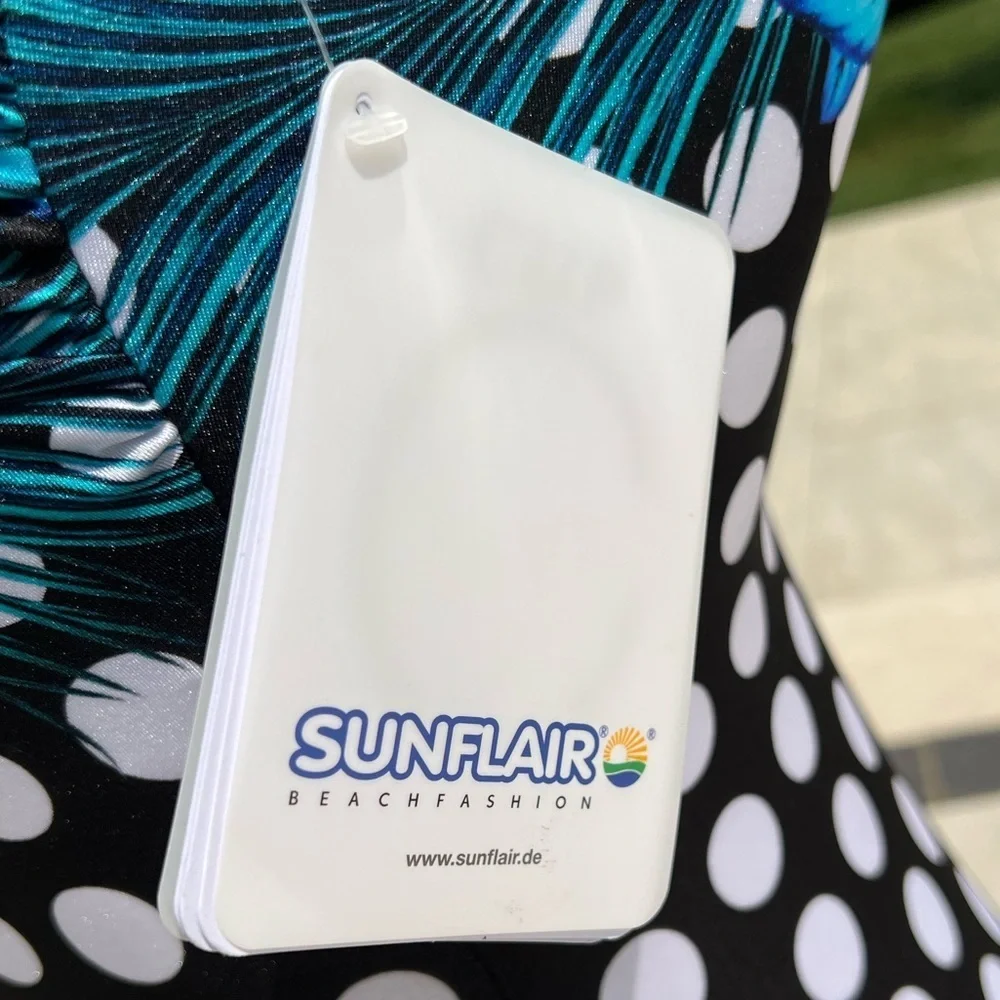 ‼️SALE ‼️ NWT One Piece Swimsuit By Sunflair polkadot with palm print Size 14